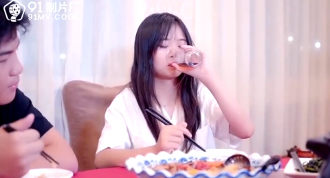 Ảnh trong Lên bỏ thuốc mê địt em học sinh China vú to