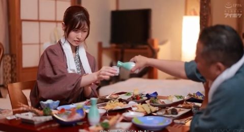 Ảnh trong Nữ thư ký xinh đẹp bị tên sếp đồi bại chuốc say rồi địt